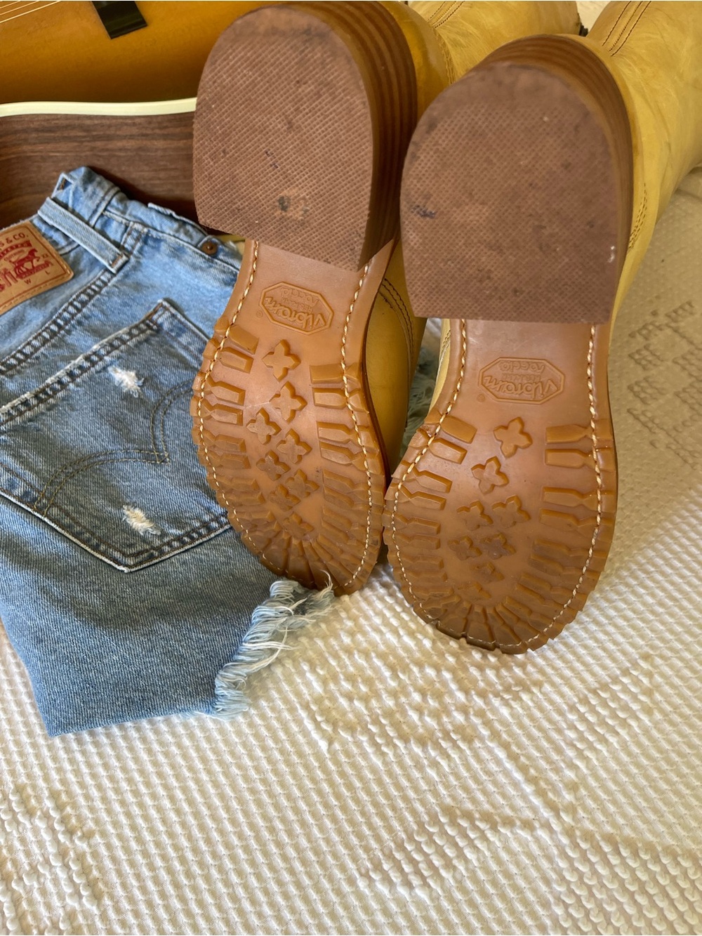 FRYE | Lace Up Banana Campus Boots - Picture 6 of 8